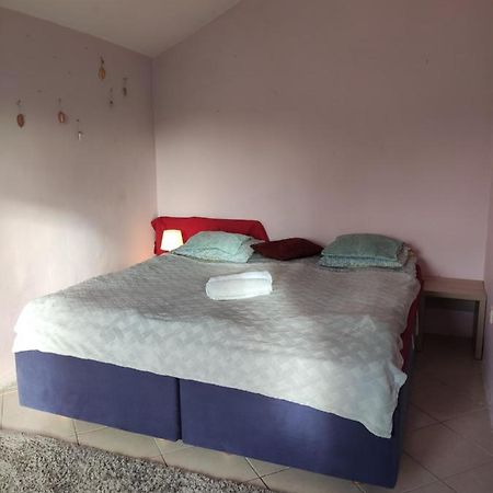 Popularna Guest Home Warsaw Luaran gambar