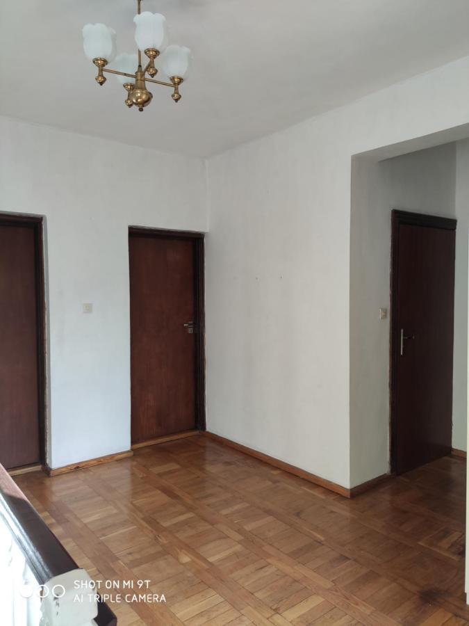 Popularna Guest Home Warsaw Luaran gambar